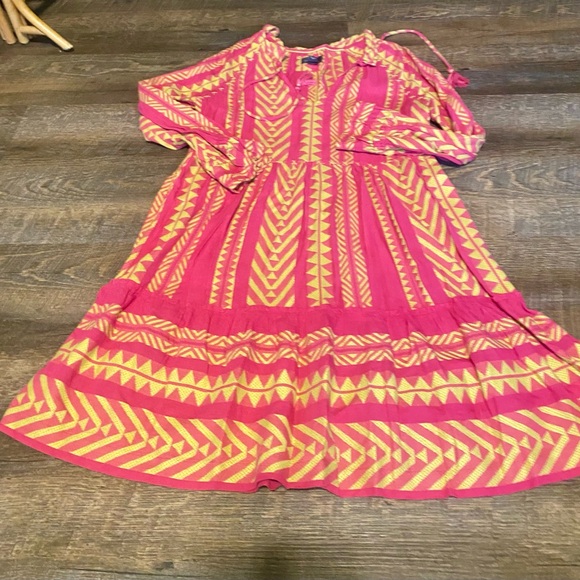 Anthropologie Dresses & Skirts - Anthropologie Maeve Dominique
Ruffled Tunic Dress Pink Combo